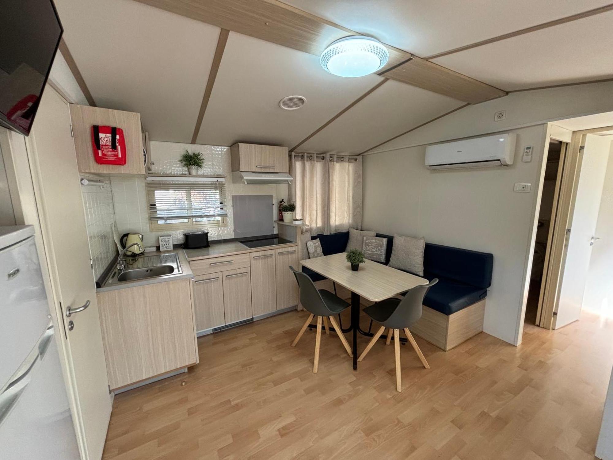 Casa Molina Apartment Кастелнуово дел Гарда Екстериор снимка