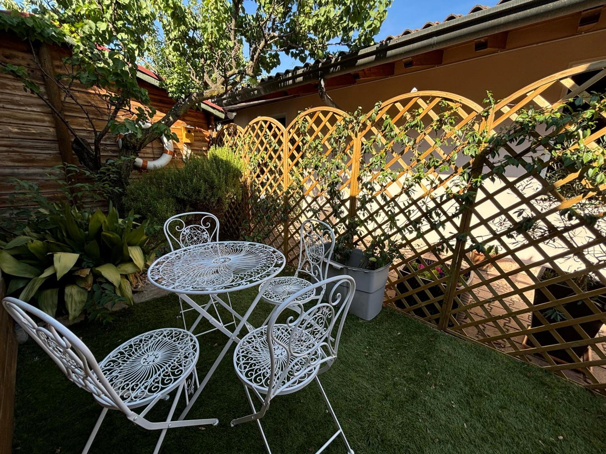 Casa Molina Apartment Кастелнуово дел Гарда Екстериор снимка