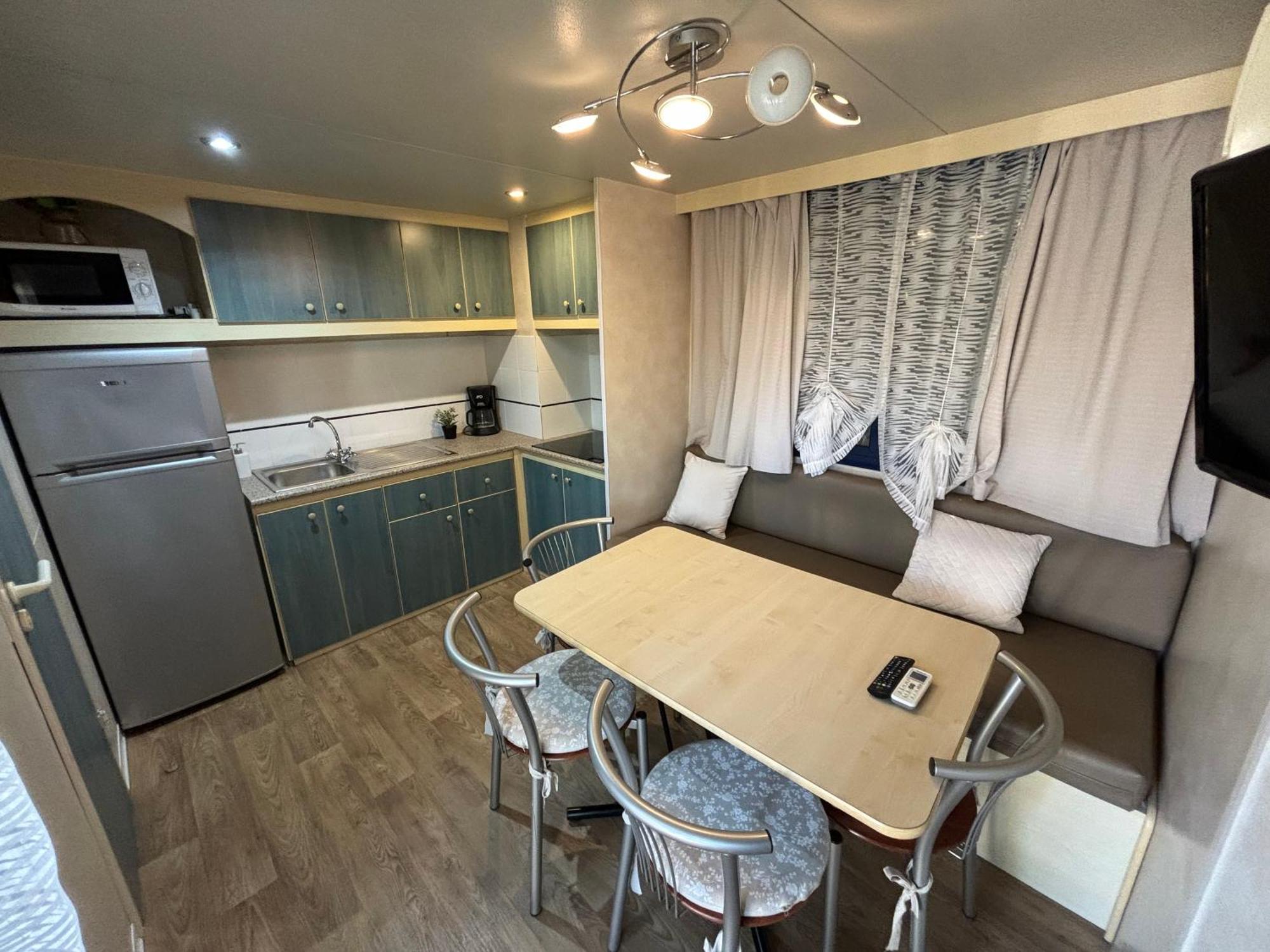Casa Molina Apartment Кастелнуово дел Гарда Екстериор снимка