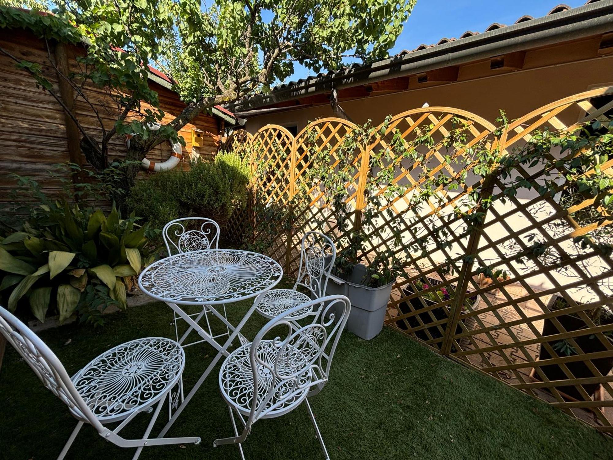 Casa Molina Apartment Кастелнуово дел Гарда Екстериор снимка