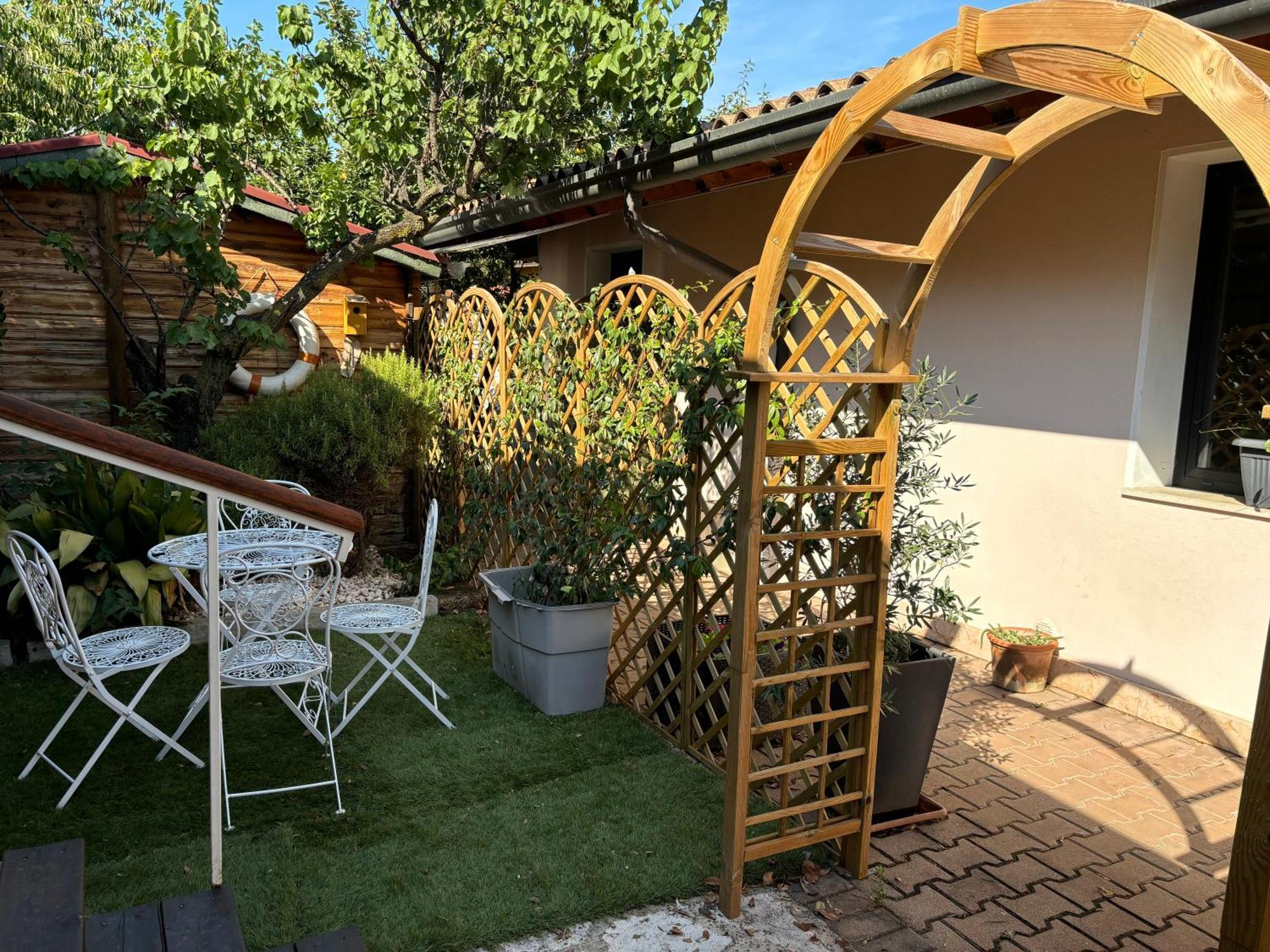 Casa Molina Apartment Кастелнуово дел Гарда Екстериор снимка